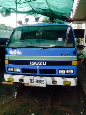 ์NPR  ถังพร้อมหัวจ่าย  เอกสารพร้อมโอน(ไม่เอาถัง 220,000 ))  ราคา  250,000 บาท