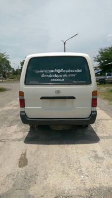 รถตู้ โตโยต้า  HIACE