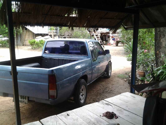 ขายด่วน Nissan Big M cab เครื่องฝาแดง 2500cc