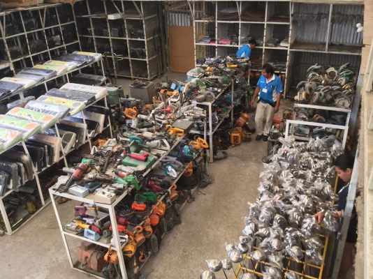 ายรอกโซ่ และเครื่องมือช่าง ต่างๆ มือสองนำเข้าจากญี่ปุ่น