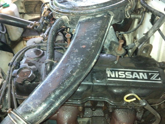 ์Nissan BIG M สีขาว ์Nissan BIG M สีขาว