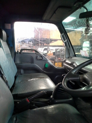 หกล้อตู้ ยาว5.10เมตร หกล้อตู้ ยาว5.10เมตร