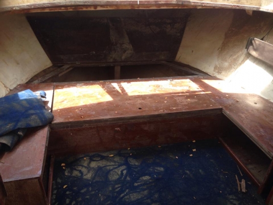 ขายเรือ32ฟุต ไม่มีเวลาทำต่อครับตัดใจขายเอาไปทำอีกหน่อยครับแหร่มเลย เป็นเรือเปล่าไม่มีเครื่องมีห้องนอน ห้องน้ำ ห้องครัวรายละเอียดลองโทรมาครับ ขาย 85000 บาท