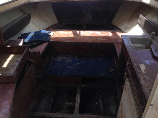 ขายเรือ32ฟุต ไม่มีเวลาทำต่อครับตัดใจขายเอาไปทำอีกหน่อยครับแหร่มเลย เป็นเรือเปล่าไม่มีเครื่องมีห้องนอน ห้องน้ำ ห้องครัวรายละเอียดลองโทรมาครับ ขาย 85000 บาท