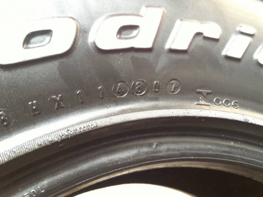 ยาง BF 265 x 75 x 16  มี 3 เส้นๆ ละ 1000