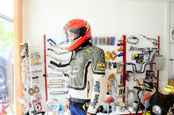 เสื้อ ออกทริป ของเข้า Yellow corn bb-2103  ยี่ห้อ JAPAN ของนำเข้า เสื้อ YELLOW CORN ของแท้ 100 \% มี7 รุ่นมี M L LL XXLเสื้อ ออกทริป ของเข้า Yellow corn bb-2103  ยี่ห้อ JAPAN ของนำเข้า เสื้อ YELLOW CORN ของแท้ 100 \% มี7 รุ่นมี M L LL XXL