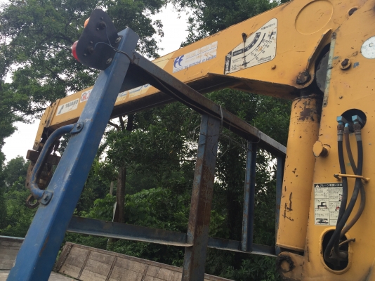 6ลัอติดเครน....อีผซูซุ NPR 115 แรง เกียร์สั้น เครน TADANO ท้อง V3แลอก2ชัก