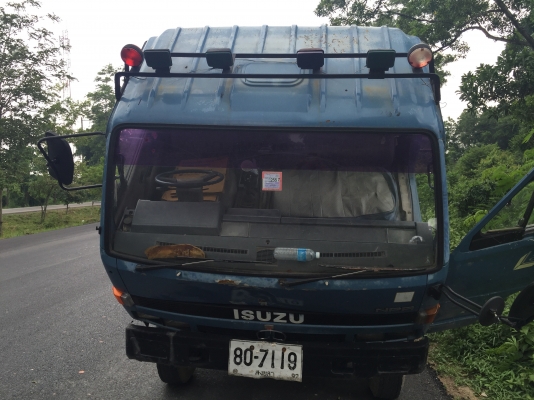 6ลัอติดเครน....อีผซูซุ NPR 115 แรง เกียร์สั้น เครน TADANO ท้อง V3แลอก2ชัก