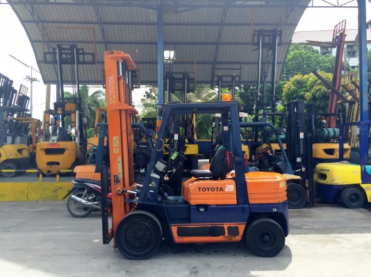 -:-*&bull;*ข า ย ร ถ ย ก นำ เ ข้ า*&bull;*-:-TOYOTA 5FD28 เครื่องดีเซล เสา4.5เมตร สนใจติดต่อ 083-062-0223/098-329-9549(ปอนด์)