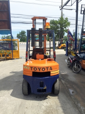 -:-*&bull;*ข า ย ร ถ ย ก นำ เ ข้ า*&bull;*-:-TOYOTA 5FD28 เครื่องดีเซล เสา4.5เมตร สนใจติดต่อ 083-062-0223/098-329-9549(ปอนด์)