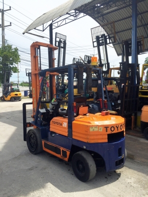 -:-*&bull;*ข า ย ร ถ ย ก นำ เ ข้ า*&bull;*-:-TOYOTA 5FD28 เครื่องดีเซล เสา4.5เมตร สนใจติดต่อ 083-062-0223/098-329-9549(ปอนด์)