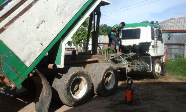 ขอโทษทีนะครับลดให้อีก ขายสิบล้อมือสองไอ้หลง527 maเบกใหญ่เกียรอีตั้นสวยๆ560000คับ