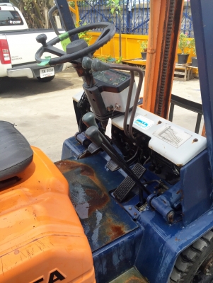 -:-*&bull;*ข า ย ร ถ ย ก นำ เ ข้ า*&bull;*-:-TOYOTA 5FD25. เครื่องดีเซล เกียร์ธรรมดา สนใจติดต่อ 083-062-0223/098-329-9549(ปอนด์)