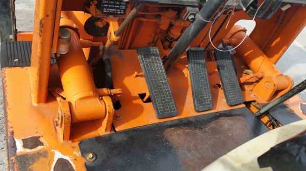 ขายด่วนรถยก TOYOTA 4FGยก2.5ตันเสาสูง4เมตรยางตันหน้าหลังรถนอกนำเข้ายังไม่เคยใช้งานในเมืองไทยเลย=รุ่นใหม่ขายถูกๆๆ