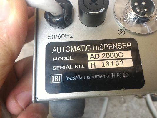 เครื่องช่วยจ่ายของเหลว โคยใช้ลมข่วย สามารถตั้งเวลาให้ทำงานแต่ละครั้ง