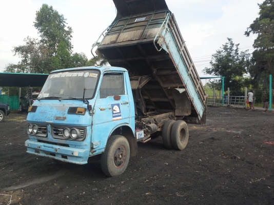 ขาย6ล้อดั้มช่วงสั้นบรรทุก6ตันพร้อมใช้งานเครือ่ง85ฝาดำอีสุสุ