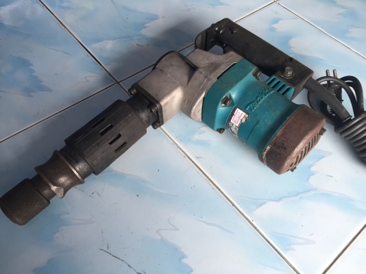 ขาย สกัดไฟฟ้า makita hm0810t มือสองสภาพดี ครับ