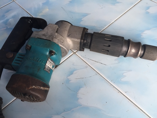 ขาย สกัดไฟฟ้า makita hm0810t มือสองสภาพดี ครับ ขาย สกัดไฟฟ้า makita hm0810t มือสองสภาพดี ครับ