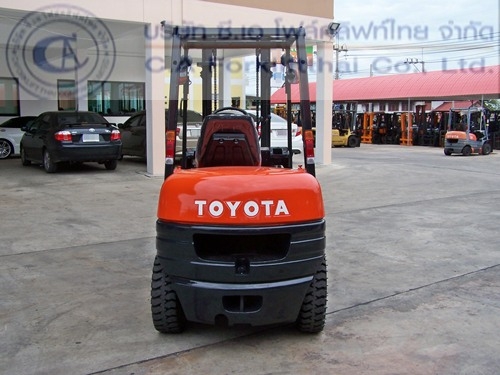 ขายรถ โฟล์คลิฟท์ TOYOTA รุ่น 6-FD30