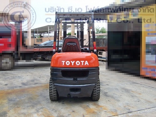 ขายรถ โฟล์คลิฟท์ TOYOTA รุ่น 6-FD30