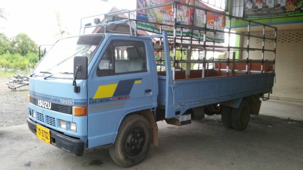 หกล้อ NKR110 ปี36 ช่วงยาว 4.30ม สภาพดีพร้อมใช้ ทะเบียนพร้อมโอน