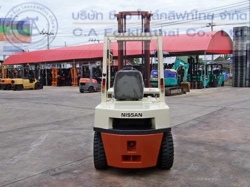 ขาย รถโฟล์คลิฟท์ NISSAN รุ่น EGH02A30U