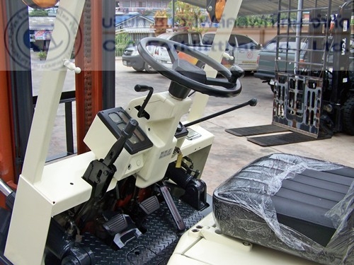 ขาย รถโฟล์คลิฟท์ NISSAN รุ่น EGH02A30U