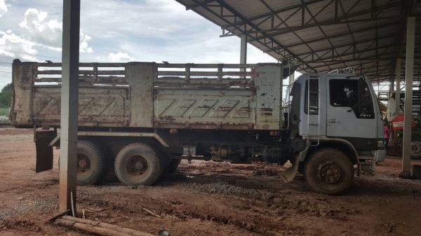 ขาย 10 ล้อดั้ม HINO FM1J ดั้มสามิตร มีระบบลำโพงลากพ่วง เครื่องเดิม JO8C 210 แรงม้า เกียร์เดิม สโลว์เดิม ช่วงล่างแน่น แอร์เย็น ทะเบียนพร้อมโอนครับ ขาย 10 ล้อดั้ม HINO FM1J ดั้มสามิตร มีระบบลำโพงลากพ่วง เครื่องเดิม JO8C 210 แรงม้า เกียร์เดิม สโลว์เดิม ช่วงล่างแน่น แอร์เย็น ทะเบียนพร้อมโอนครับ