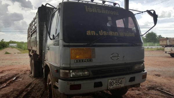 ขาย 10 ล้อดั้ม HINO FM1J ดั้มสามิตร มีระบบลำโพงลากพ่วง เครื่องเดิม JO8C 210 แรงม้า เกียร์เดิม สโลว์เดิม ช่วงล่างแน่น แอร์เย็น ทะเบียนพร้อมโอนครับ ขาย 10 ล้อดั้ม HINO FM1J ดั้มสามิตร มีระบบลำโพงลากพ่วง เครื่องเดิม JO8C 210 แรงม้า เกียร์เดิม สโลว์เดิม ช่วงล่างแน่น แอร์เย็น ทะเบียนพร้อมโอนครับ