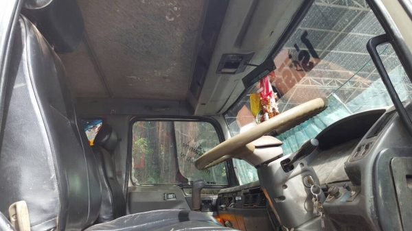 ขายรถพ่วง ดั้มแม่-ลูก 3 คาน HINO FM2K เครื่องเดิม K13D 260 แรงม้า คัสซีสวยตลอดเส้น ยางเต็ม แอร์เย็น ทะเบียนพร้อมโอน