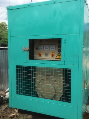 เครื่องปั่นไฟ 200kVA เครื่องปั่นไฟ 200kVA