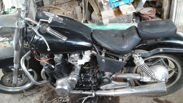 ขาย..เป็นอะไหล่  su 750ขออนุญาติขายอีกรอบ30000 ต่อรองได้ครับ