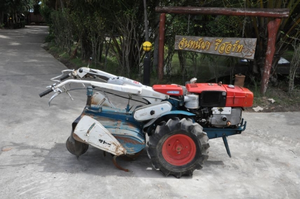 ขายรถพรวนดินyanmar YH850 สภาพสวยเดิมจากญี่ปุ่น มีเกียร์ 28,000เท่านั้น