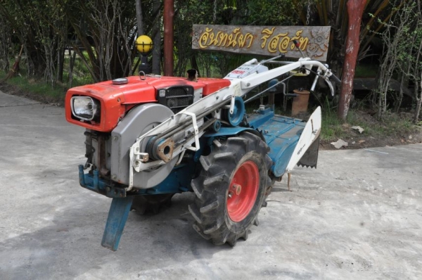 ขายรถพรวนดินyanmar YH850 สภาพสวยเดิมจากญี่ปุ่น มีเกียร์ 28,000เท่านั้น