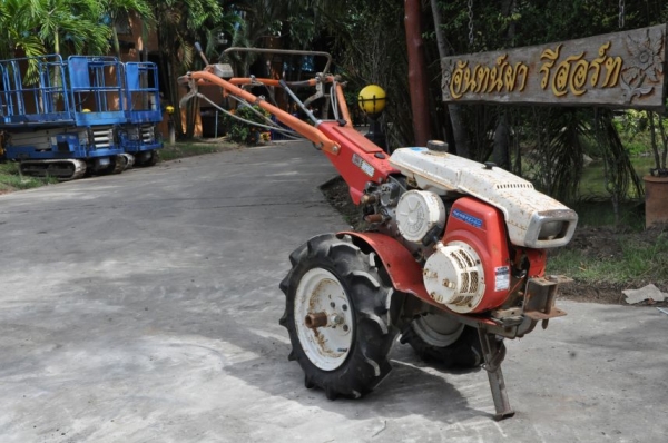 ขายรถกระสือkubota7แรง อเนคประสงค์ สภาพสวยเดิมจากญี่ปุ่น มีเกียร์ 8,500เท่านั้น