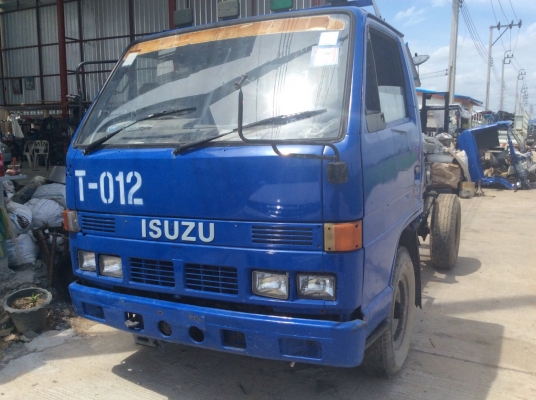 ขายหกล้อราคาถูกๆมี4คันเมกก้า2คัน   nkr 4ล้อกลาง 1 คัน  ครัชซี ช่วงล่าง FB4J  1คัน  320000