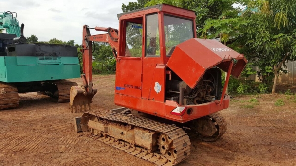 ขายแบคโฮ KUBOTA KH40 รถใช้งานอยู่ทุกวัน เครื่องดี ปั้มดี แทรคดี เอกสารสัญญาซื้อขายครับ