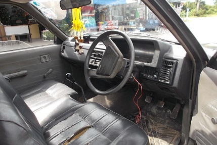 ขายด่วน!!! ดั้มเล็ก Mazda B2200