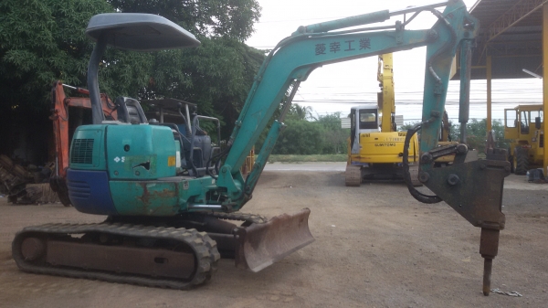 ขายรถขุดSUMITOMO SH-30JX(หัวกระแทก-บุ้งกี๋ตัก)พร้อมใช้งานเก่านอกแท้ญี่ปุ่นมีเอกสารแจ้งจำหน่ายอินวอยไม่เคยใช้งานในไทยครับ