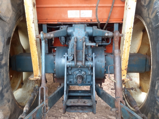 ขายครับ. KUBOTA  L 3202 ( 4WD )  ขับเคลื่อน 4 ล้อ. 4 สูบพร้อมดันหน้า. ในราคาเบาๆ