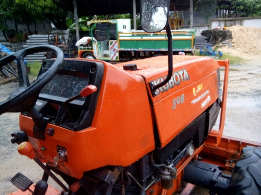 ขายรถไถคูโบต้า 45 แรง พร้อมใบดัน  เล่มทะเบียนพร้อม