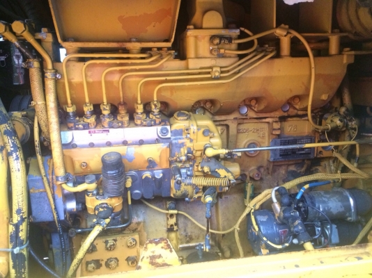 ขายรถตัก Komatsu WA150-1 ; รถเก่าญี่ปุ่น 100\%;  สภาพสวยพร้อมใช้งานได้ทันที สนใจติดต่อ 081-9485494