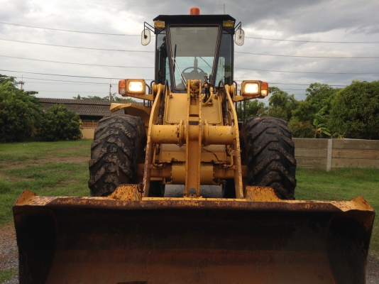 ขายรถตัก Komatsu WA150-1 ; รถเก่าญี่ปุ่น 100\%;  สภาพสวยพร้อมใช้งานได้ทันที สนใจติดต่อ 081-9485494