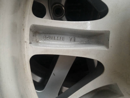 ล้อแท้  TRD  8 x 18  พร้อมยาง Japan