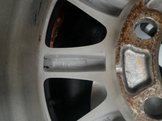 ล้อแท้  TRD  8 x 18  พร้อมยาง Japan