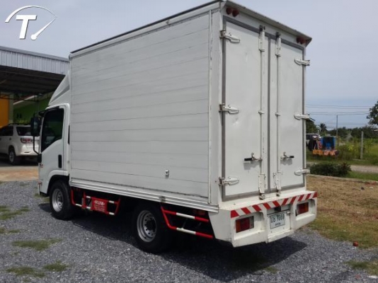 ตู้ทึบ รถห้างมือเดียว ไม่ติดเวลา ELF NLR 130  เดิมไม่มีชนใช้น้อย