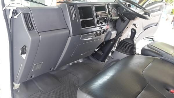 ตู้ทึบ รถห้างมือเดียว ไม่ติดเวลา ELF NLR 130  เดิมไม่มีชนใช้น้อย