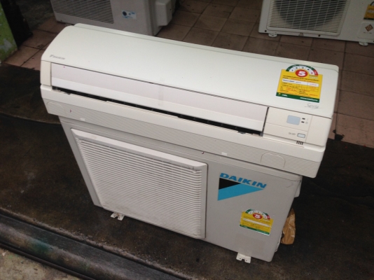 **** ขายแอร์ DAIKIN 9000 BTU สภาพสวย ****