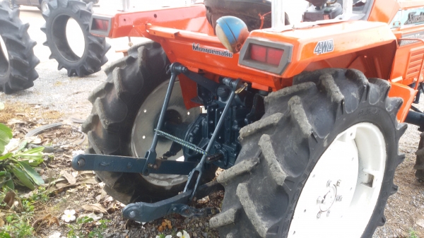 ขายl205สองเพลาครับเครือ่งดีเกียรและไฮโดลิกดีระบบใช่งานได้ครบ