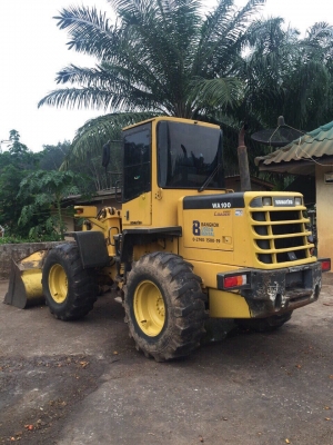 ขายรถตักล้อยาง KOMATSU WA100-3E สวยๆเดิมๆ สนใจโทร 081-970-1072